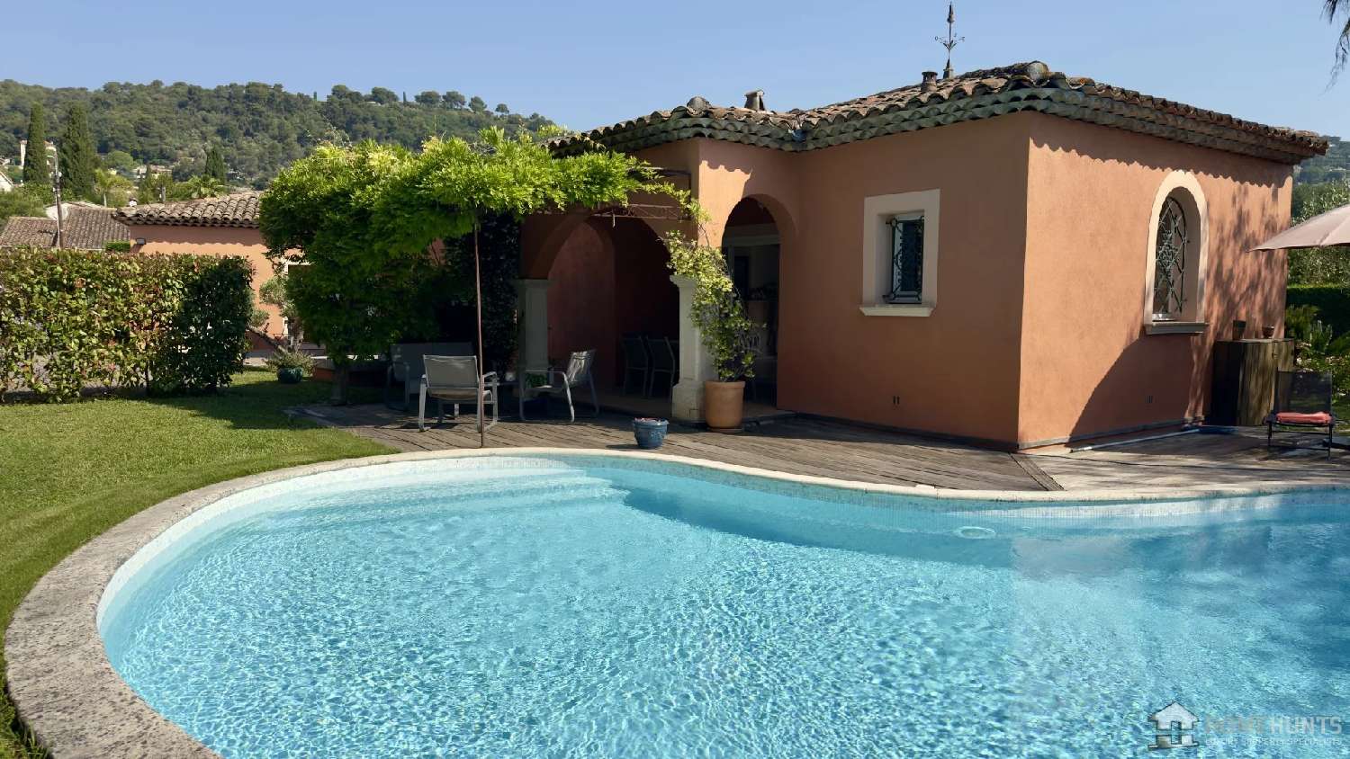 te koop villa La Colle-sur-Loup Alpes-Maritimes 2