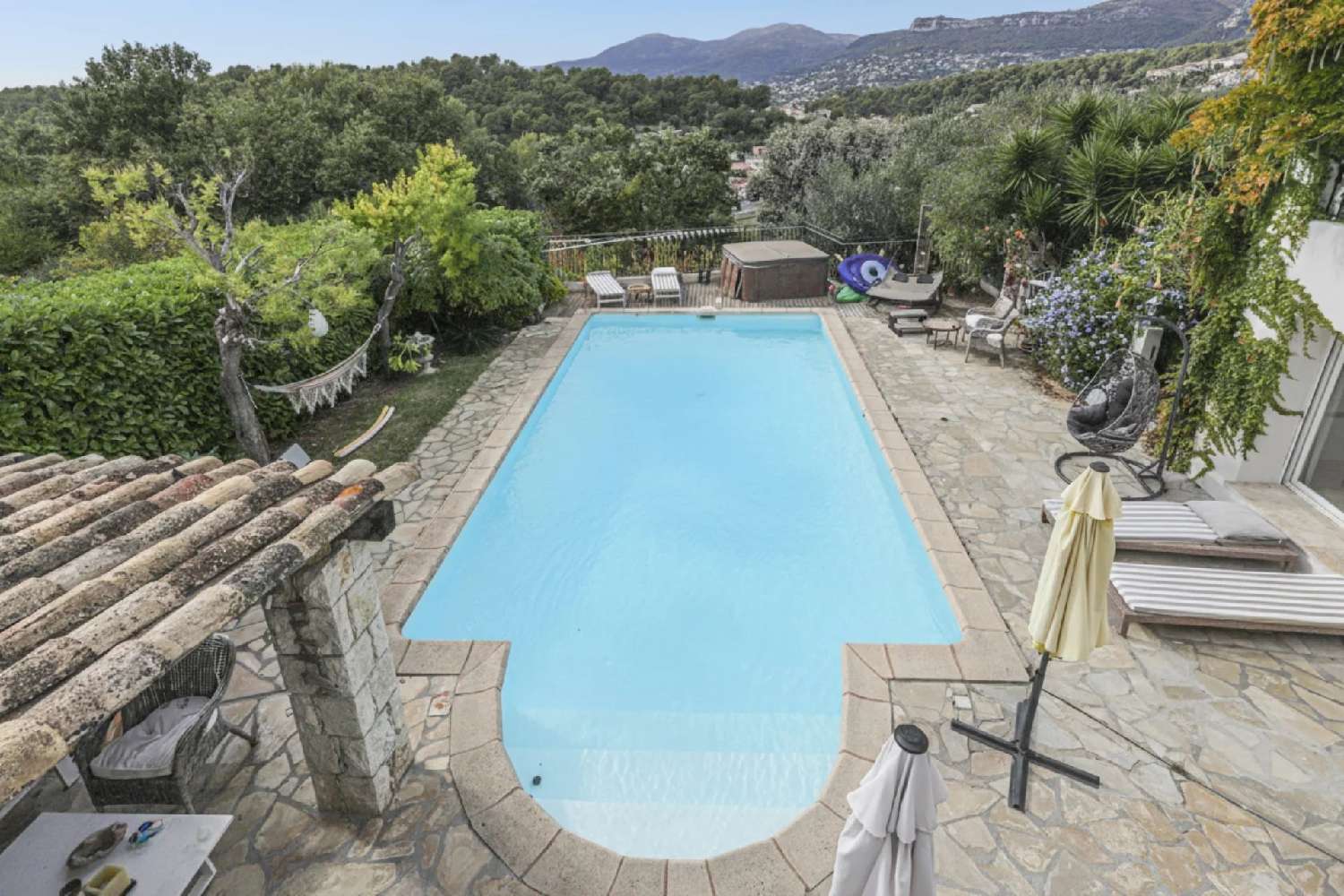à vendre villa La Gaude Alpes-Maritimes 4