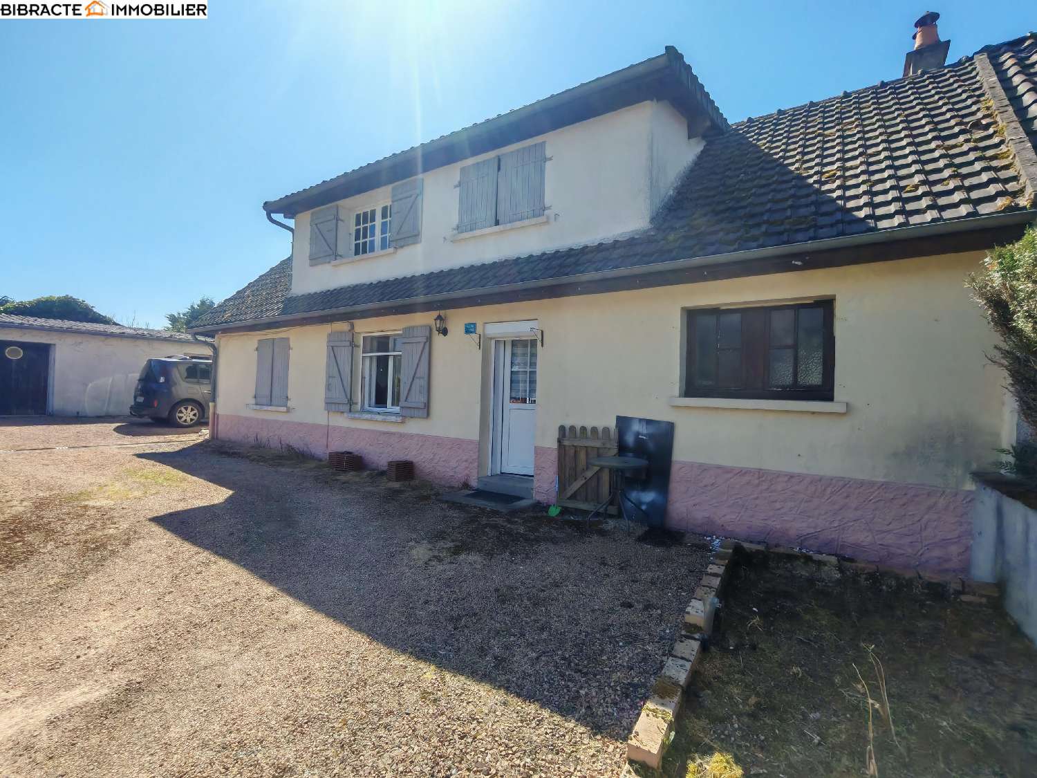 for sale villa La Nocle-Maulaix Nièvre 1