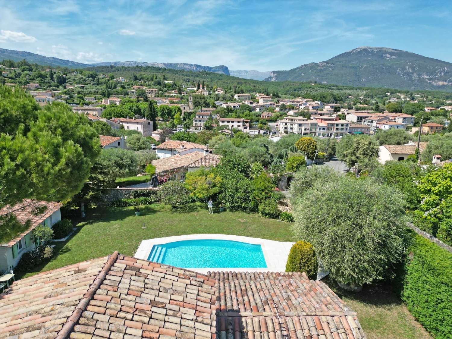  te koop villa Le Rouret Alpes-Maritimes 2