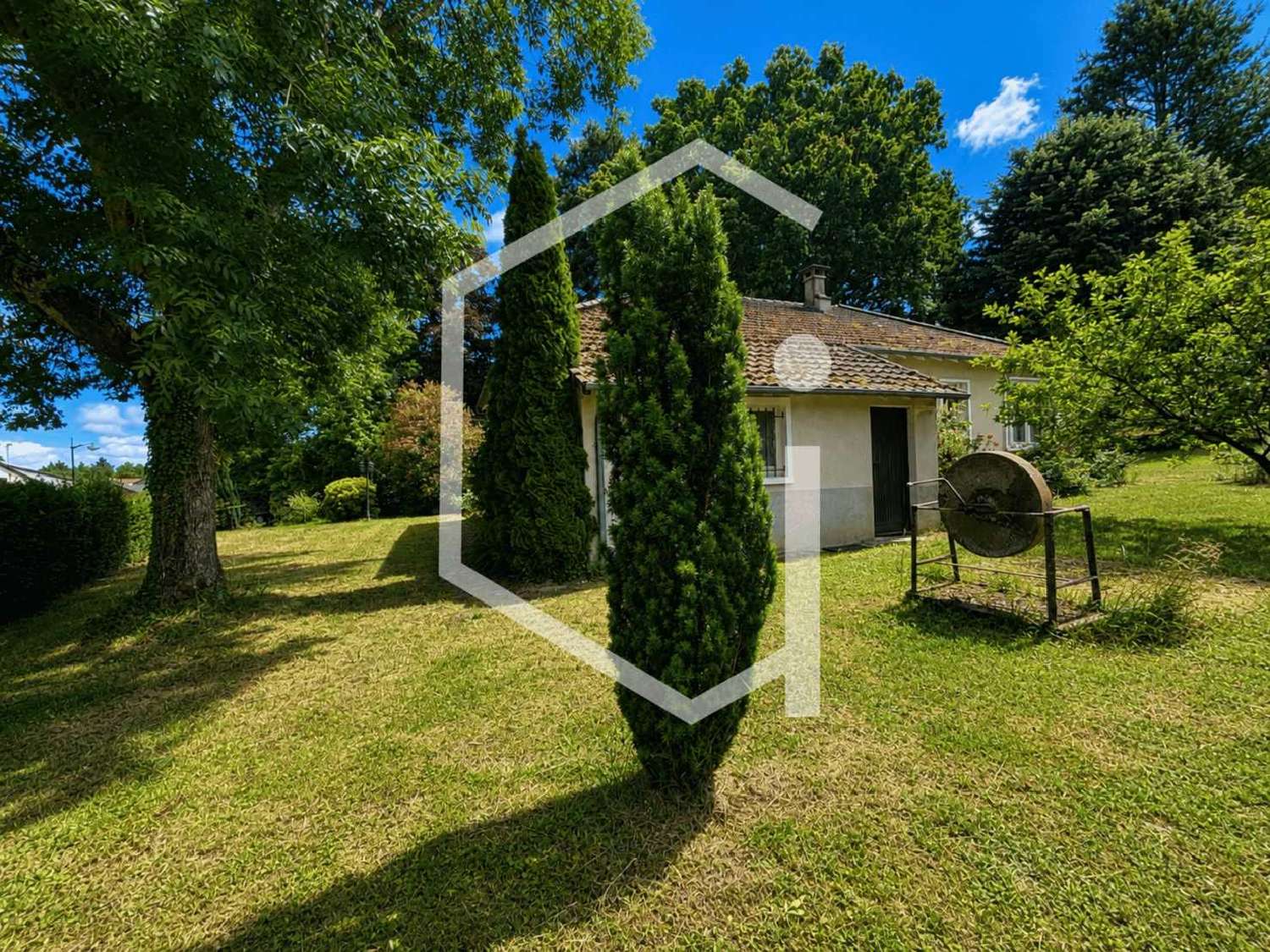 te koop villa Léré Cher 2