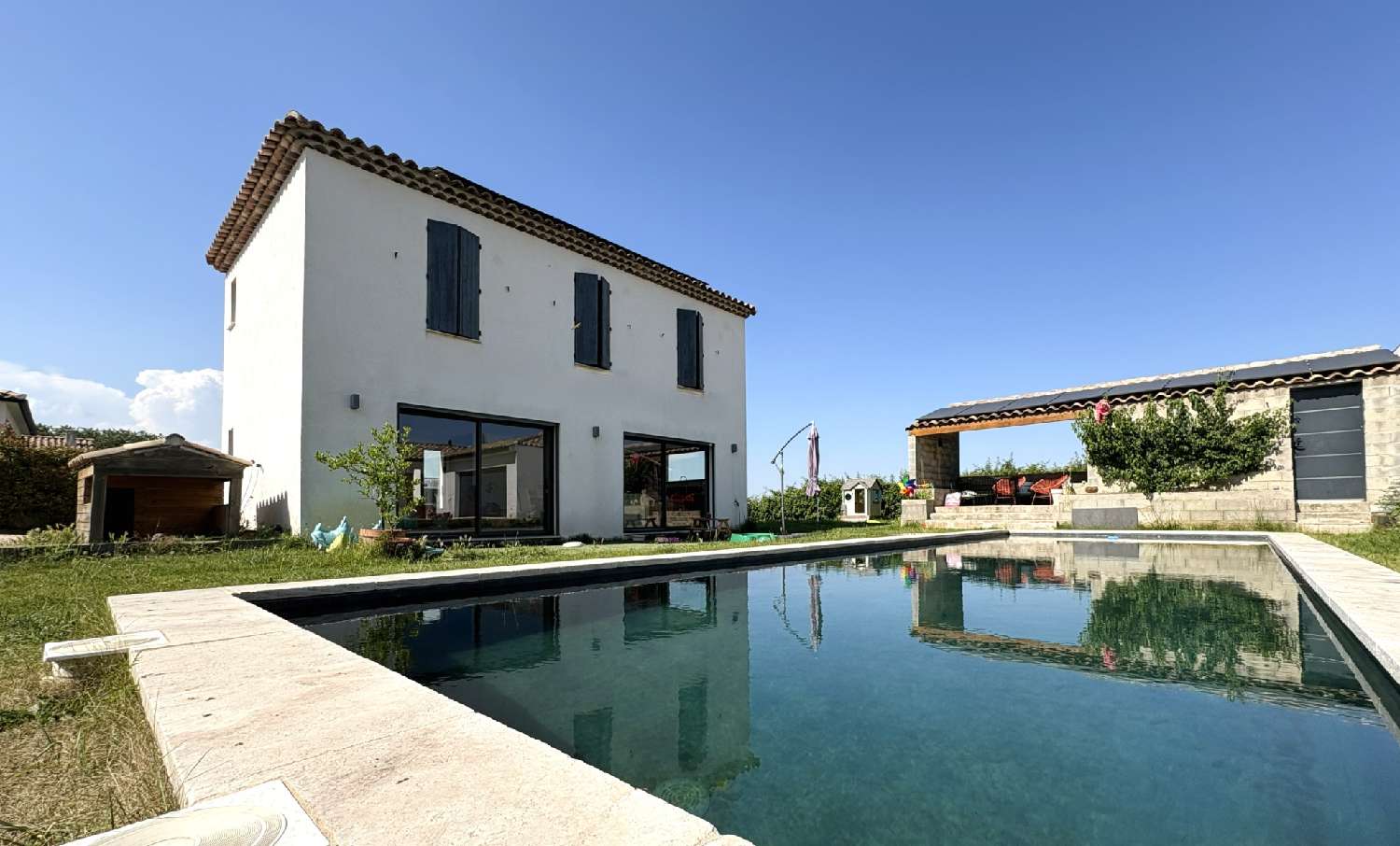 en venta villa Meynes Gard 3