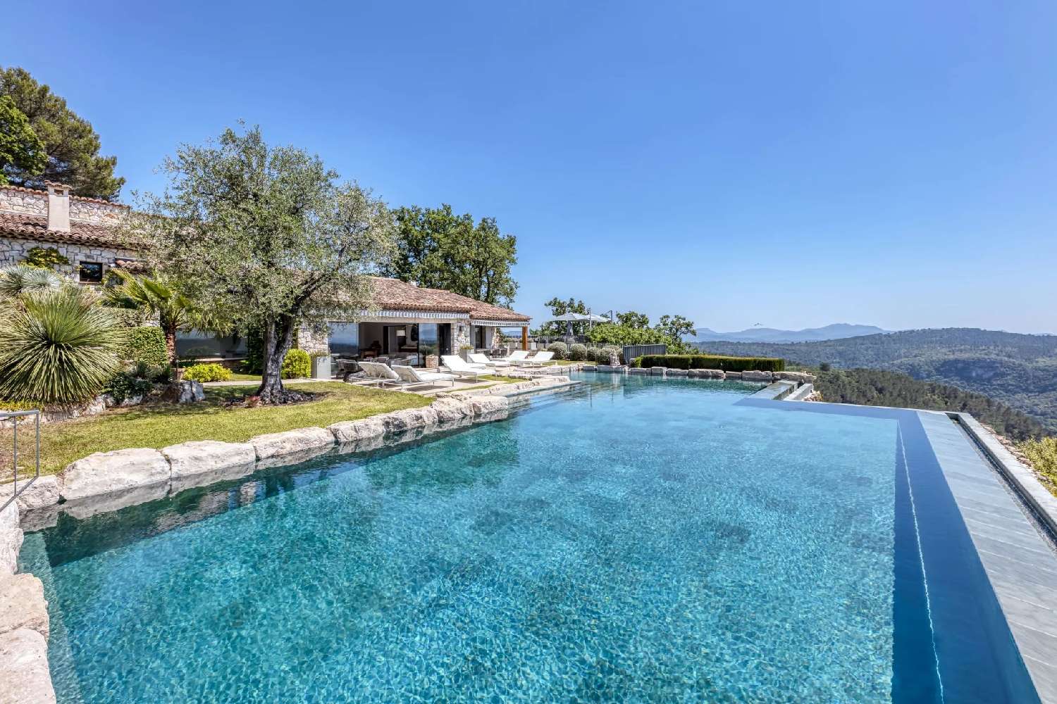 te koop villa Peymeinade Alpes-Maritimes 2