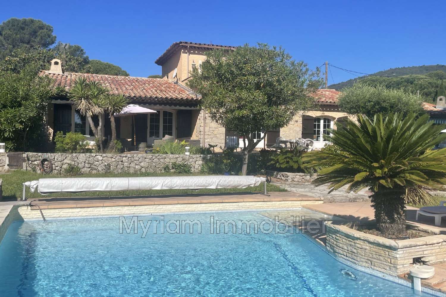  for sale villa Peymeinade Alpes-Maritimes 1