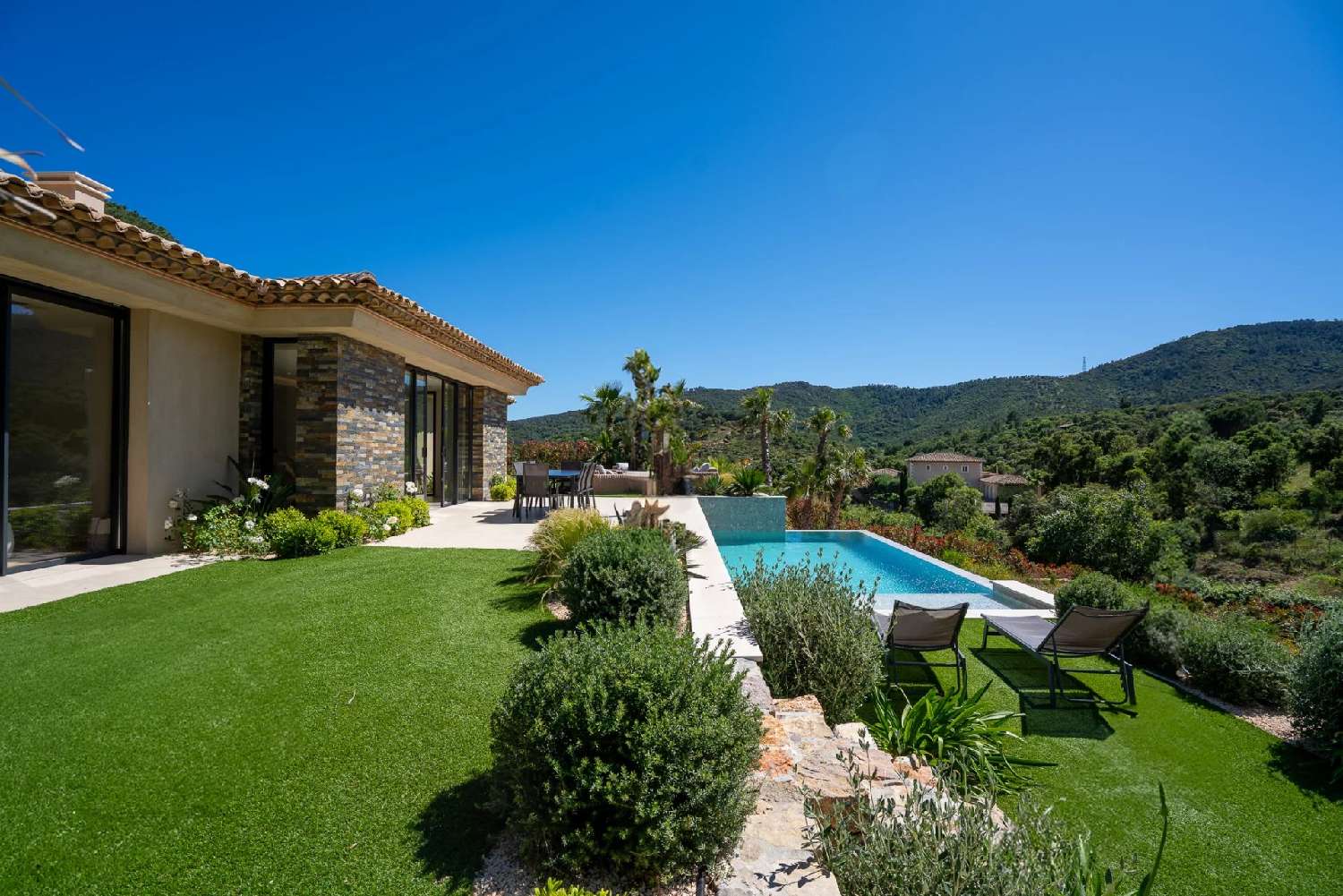  te koop villa Plan-de-la-Tour Var 2