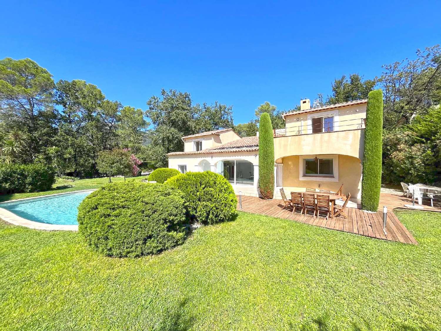  te koop villa Roquefort-les-pins Alpes-Maritimes 1