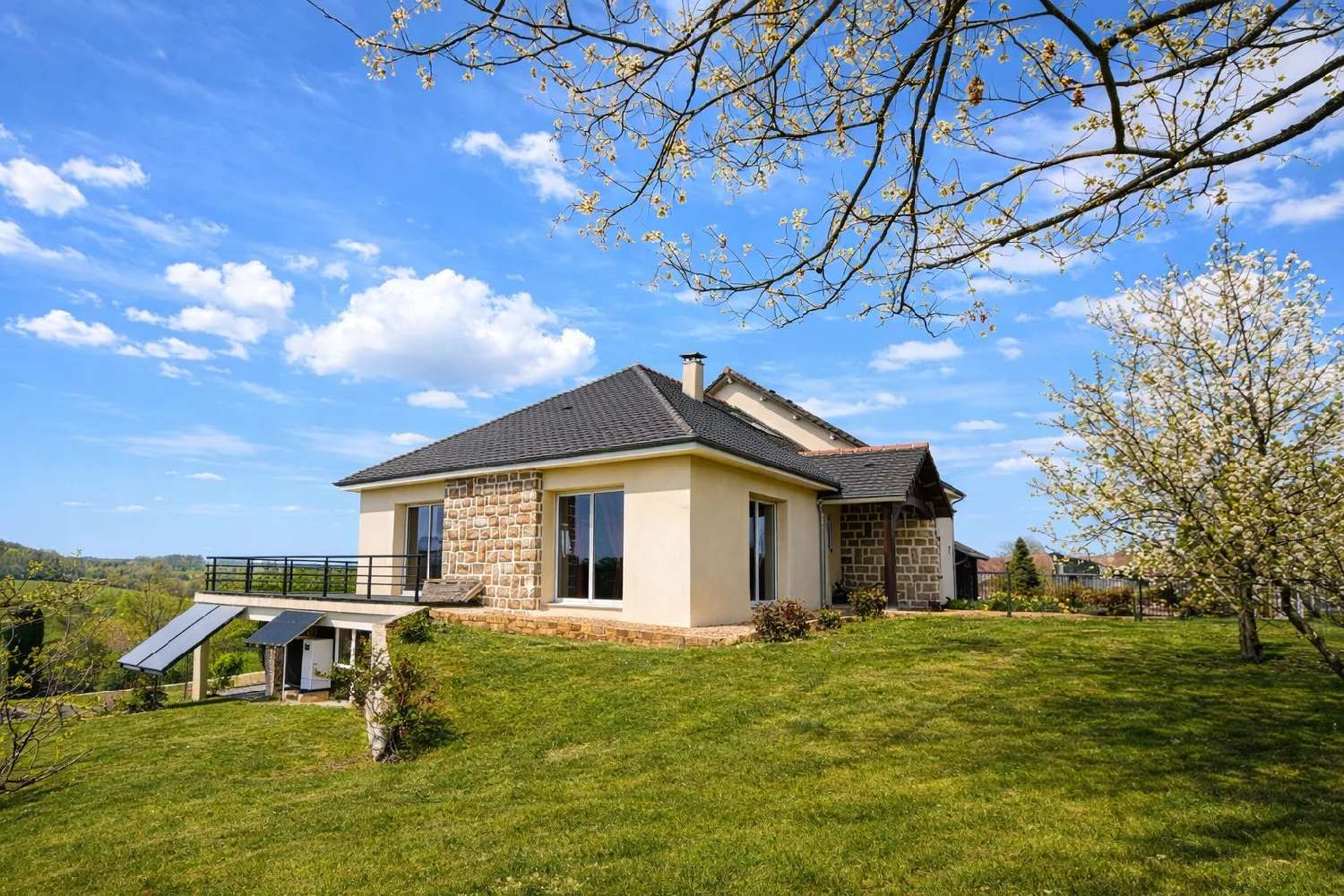 for sale villa Saint-Agnant-de-Versillat Creuse 3