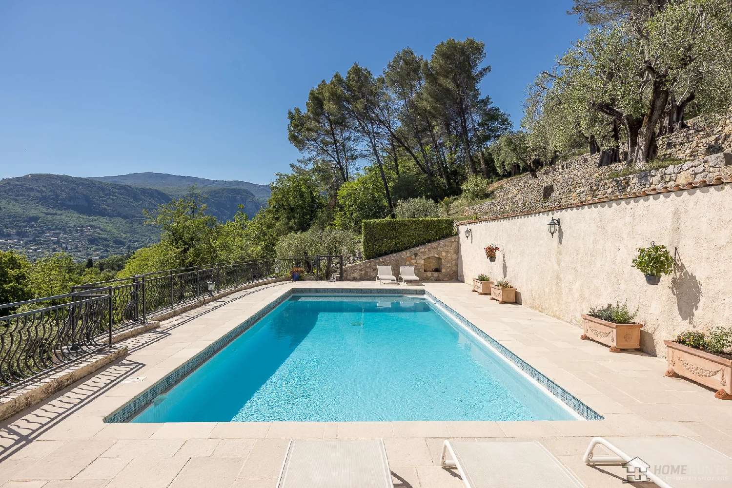 te koop villa Tourette-sur-Loup Alpes-Maritimes 2