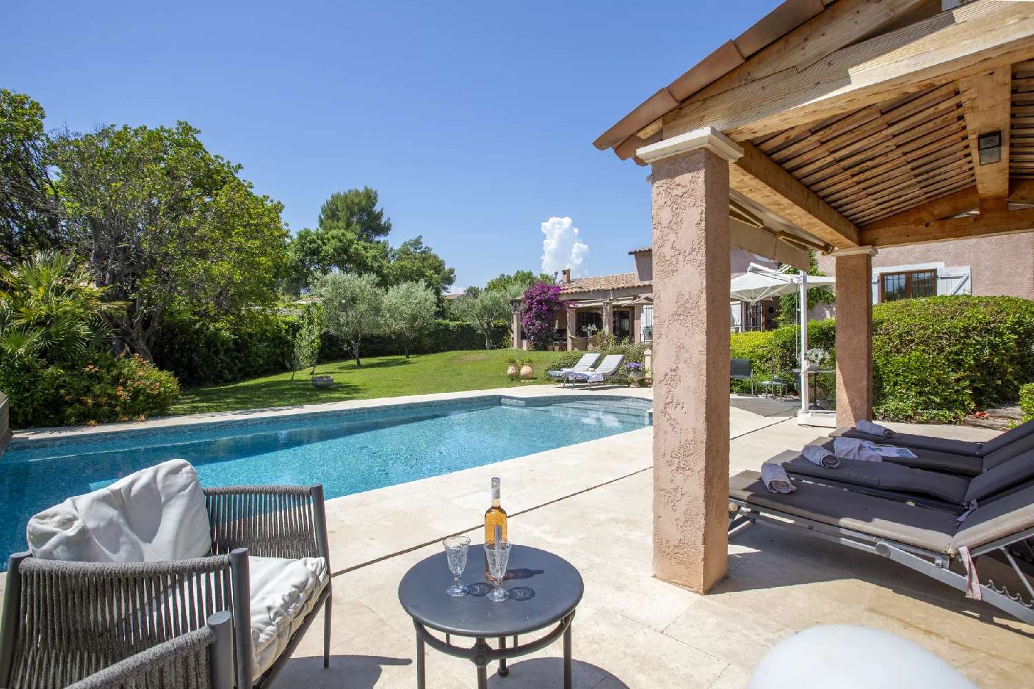 te koop villa Valbonne Alpes-Maritimes 3