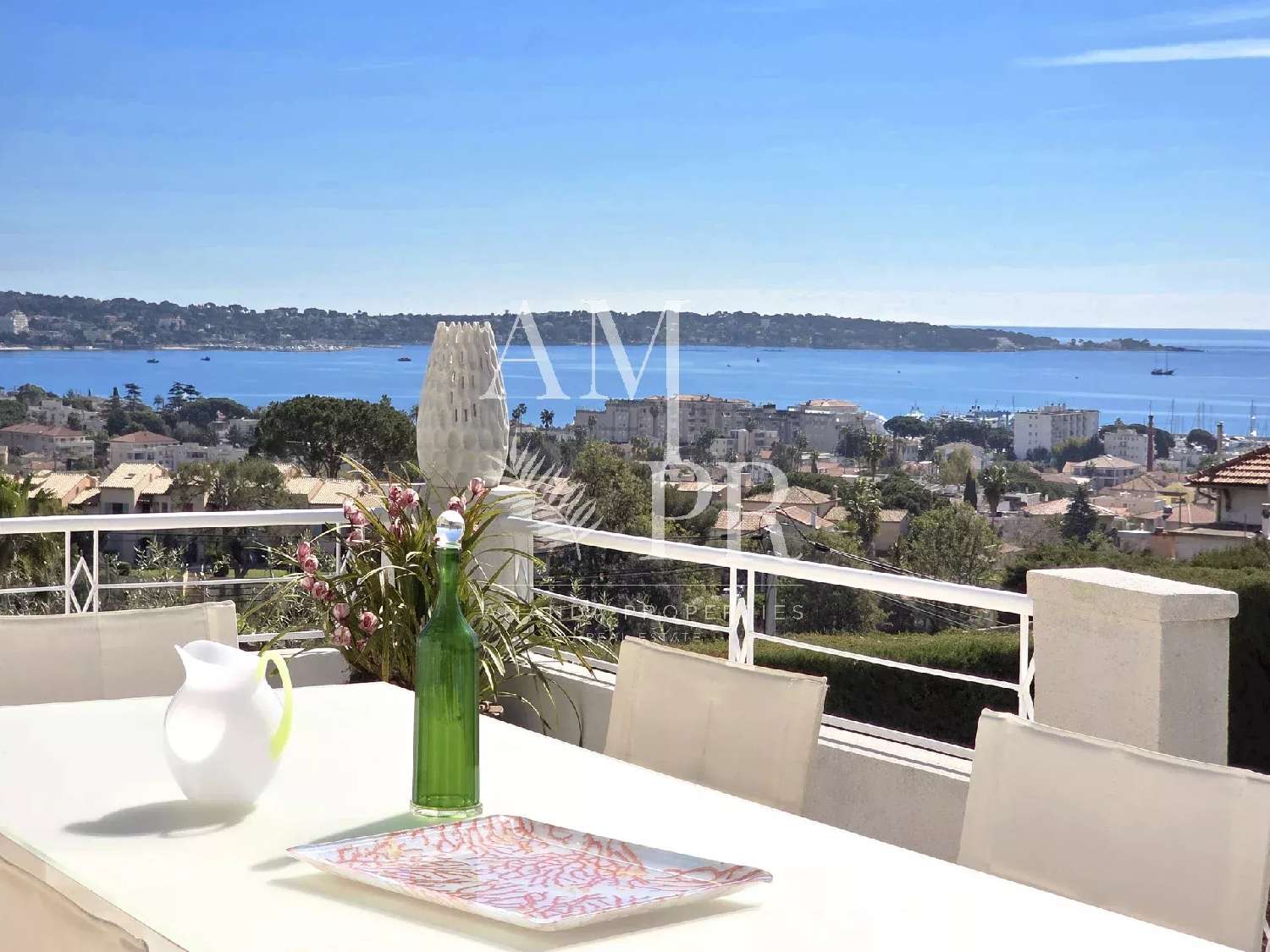  à vendre villa Vallauris Alpes-Maritimes 1