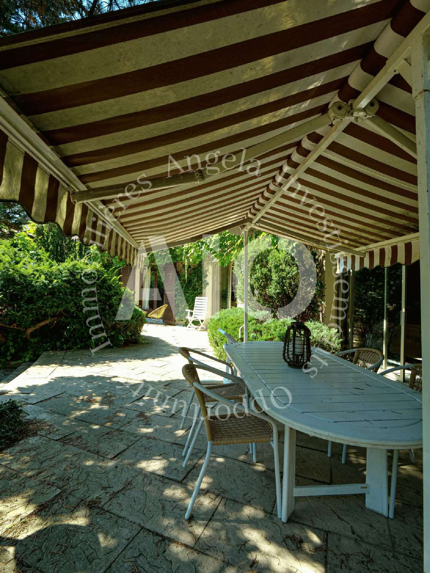 for sale villa Vaugneray Rhône 8