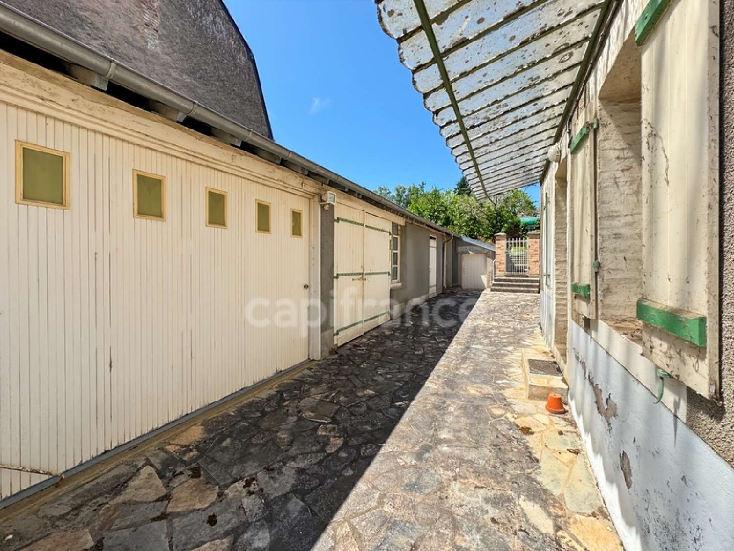 à vendre maison de village Châtillon-en-Bazois Nièvre 2