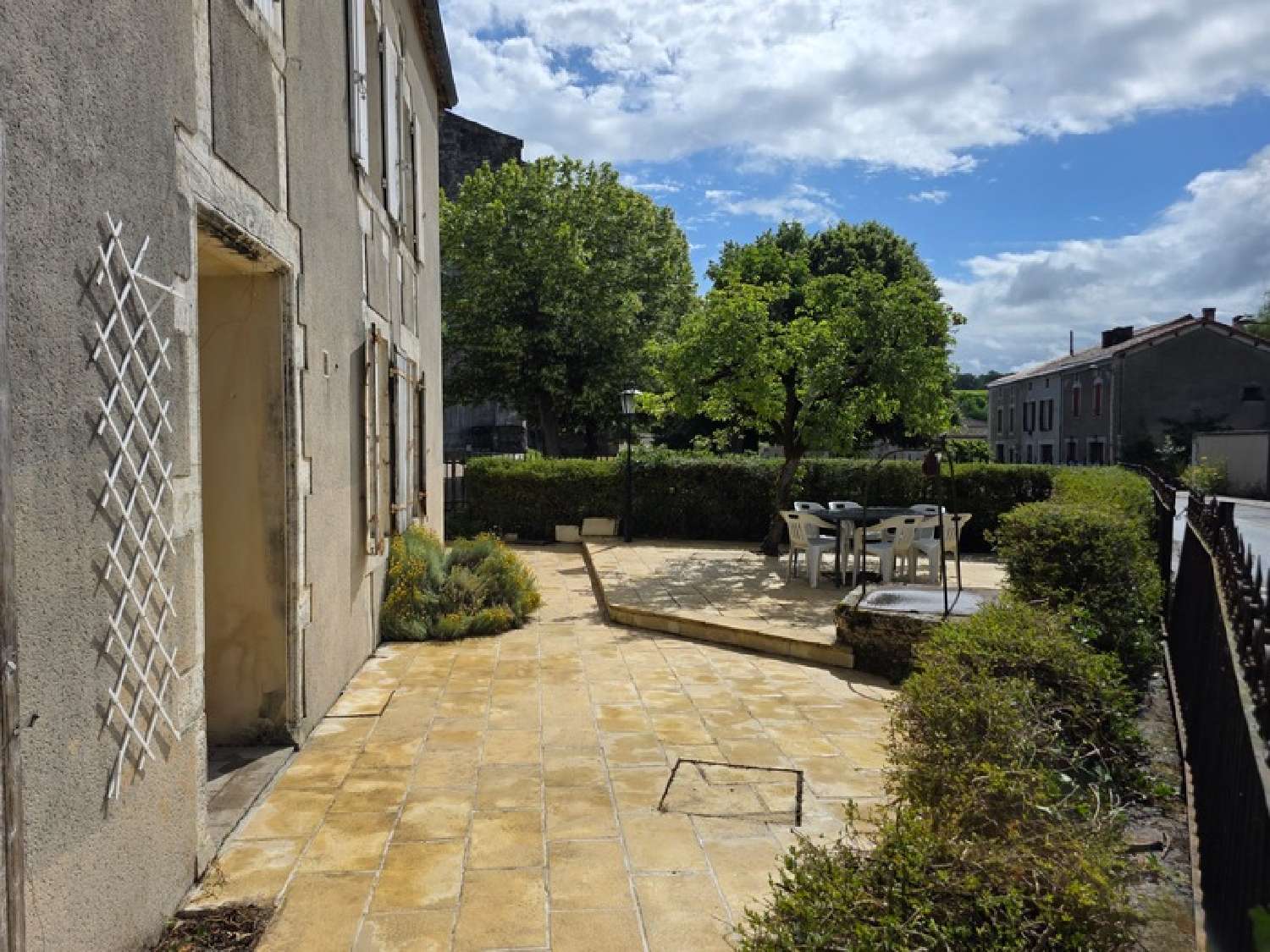 te koop dorpshuis Condéon Charente 2