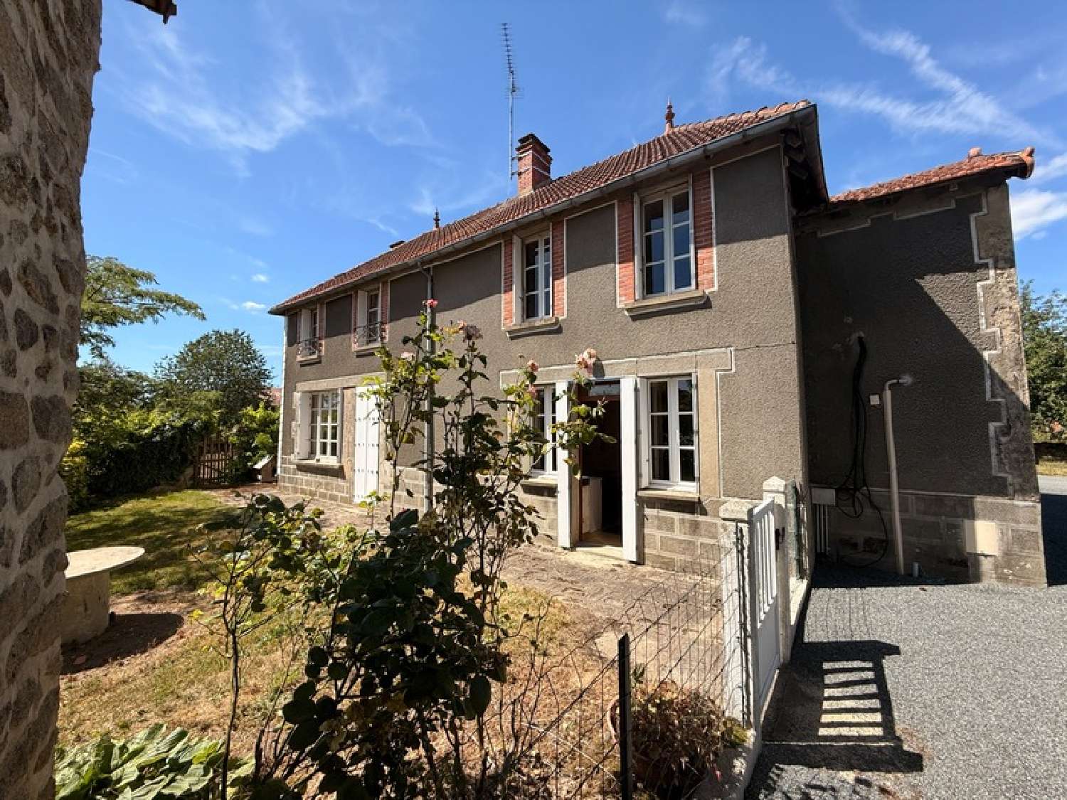 te koop dorpshuis Crozant Creuse 1