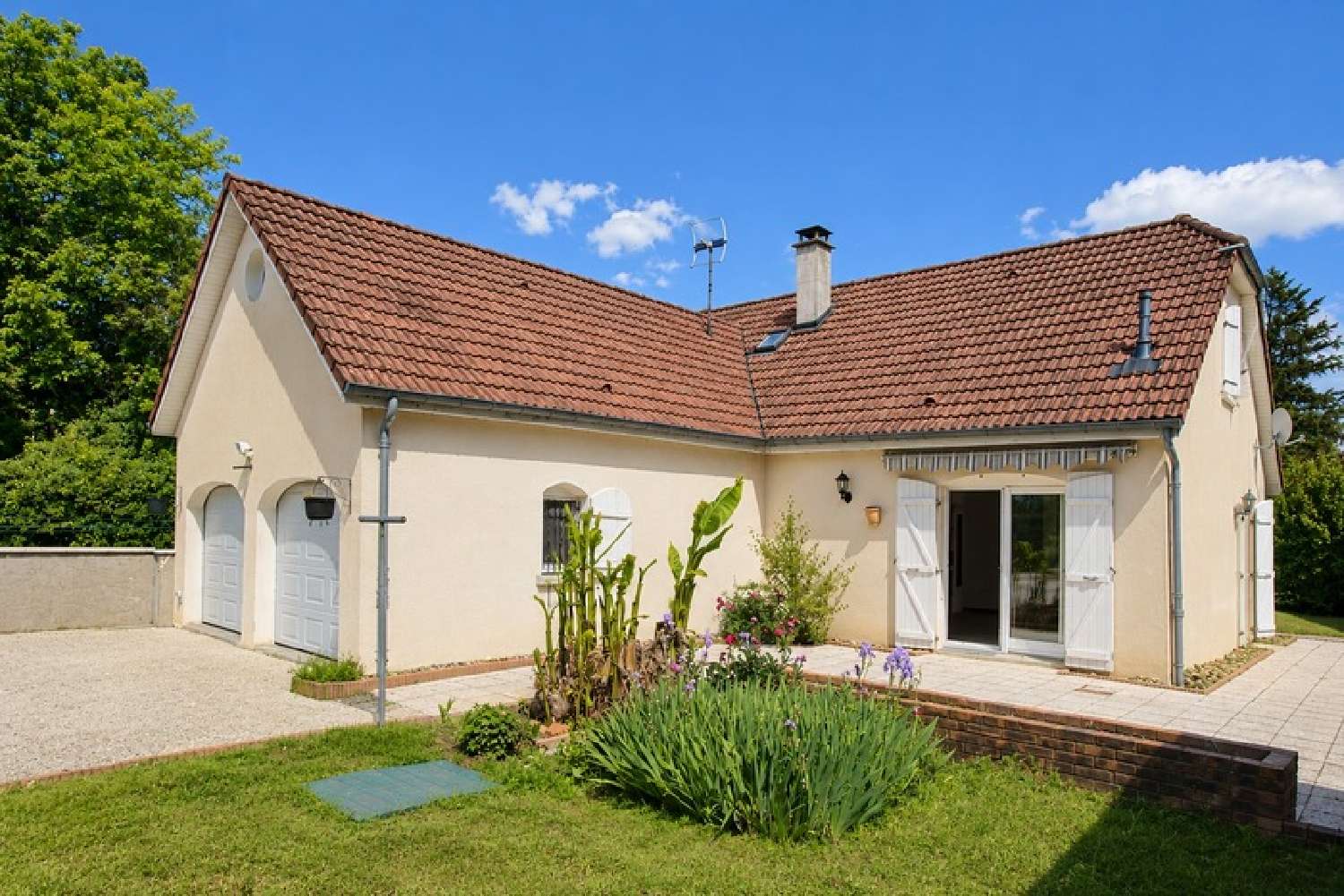 for sale village house Damparis Jura 1