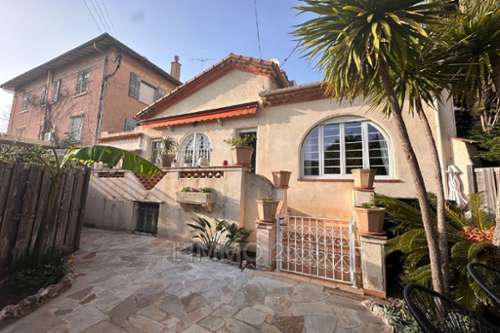 Juan-les-Pins Alpes-Maritimes dorpshuis foto 7364961