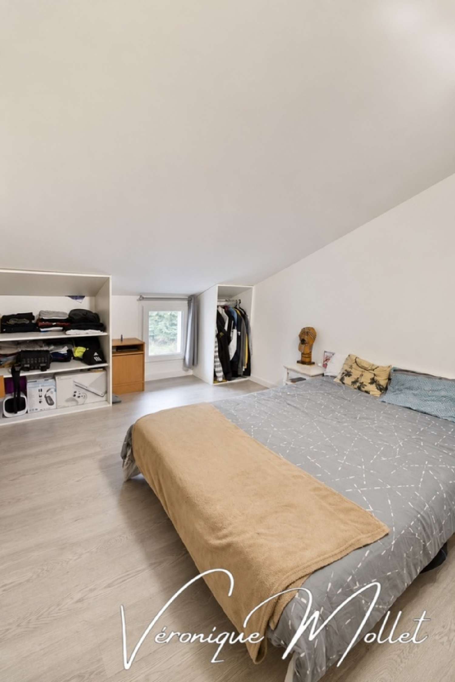  for sale village house Le Pout Gironde 6