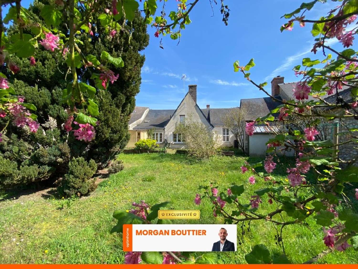 for sale village house Noyant Maine-et-Loire 1
