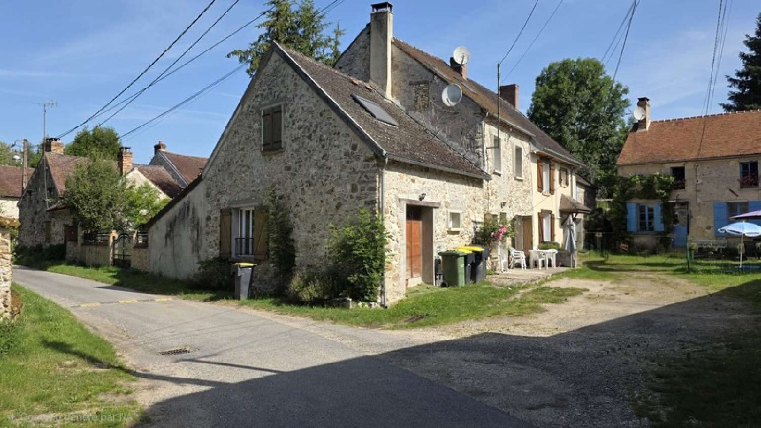  à vendre maison de village Verdelot Seine-et-Marne 2