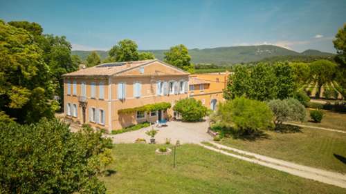 Le Vibal Aveyron vineyard foto 7360618