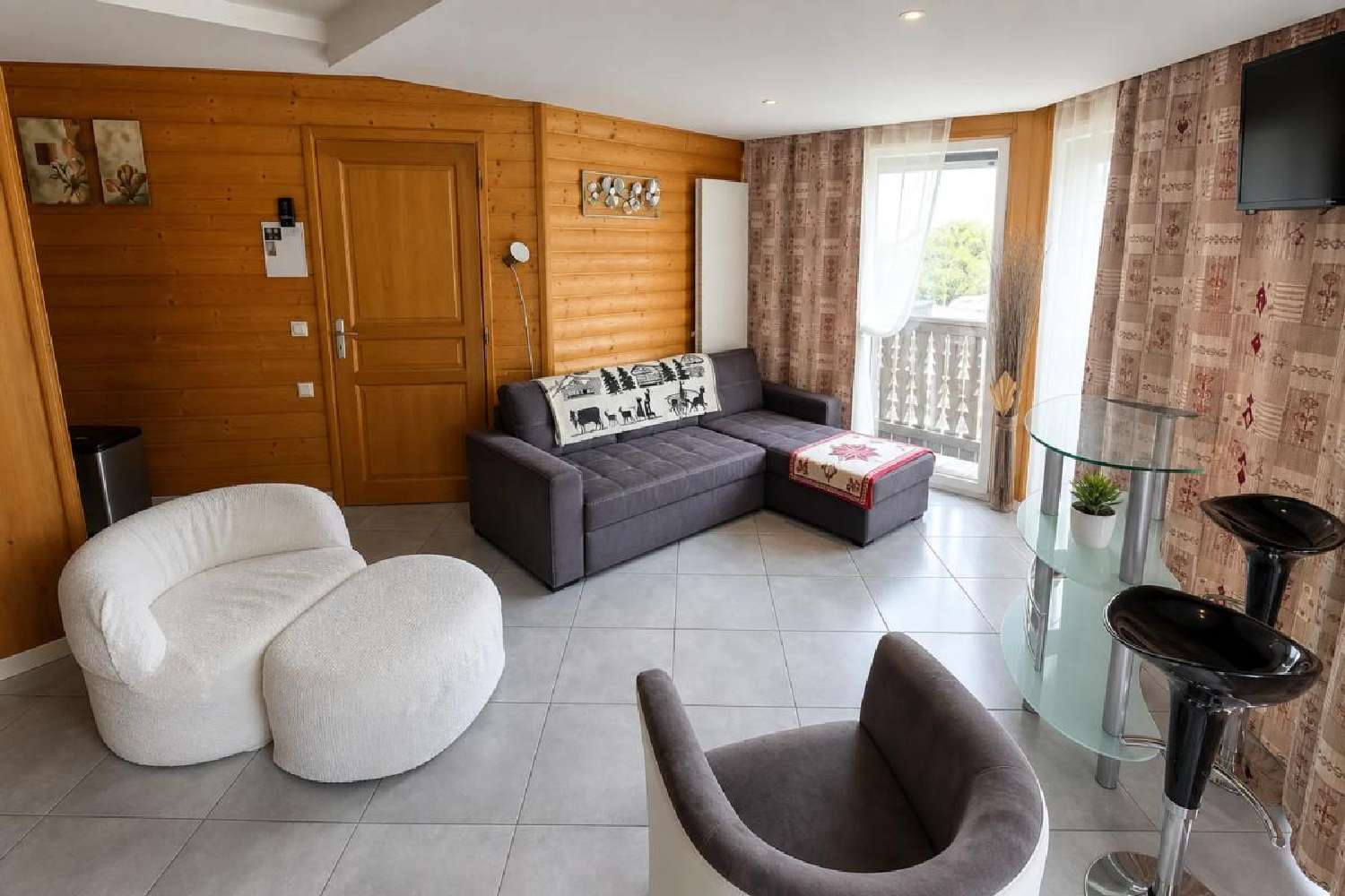 for sale apartment Besse-et-Saint-Anastaise Puy-de-Dôme 1