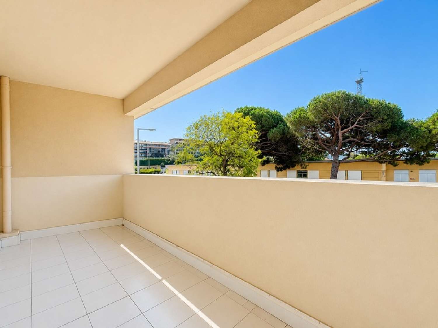 à vendre appartement Cannes La Bocca Alpes-Maritimes 4