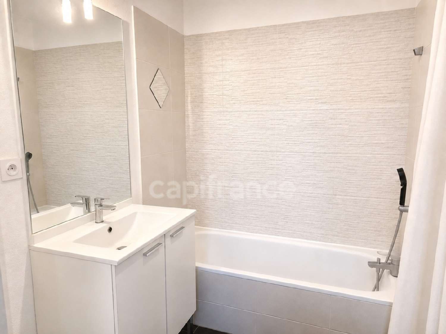 for sale apartment Carros Alpes-Maritimes 5