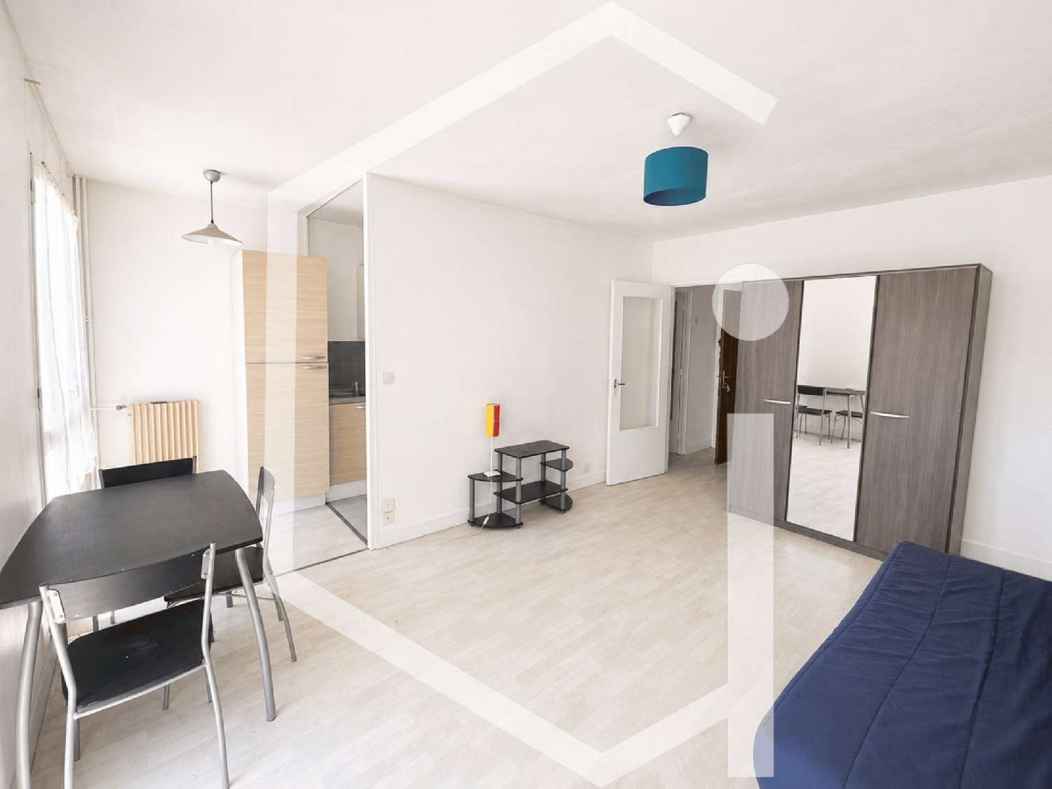  à vendre appartement Cosne-Cours-sur-Loire Nièvre 2