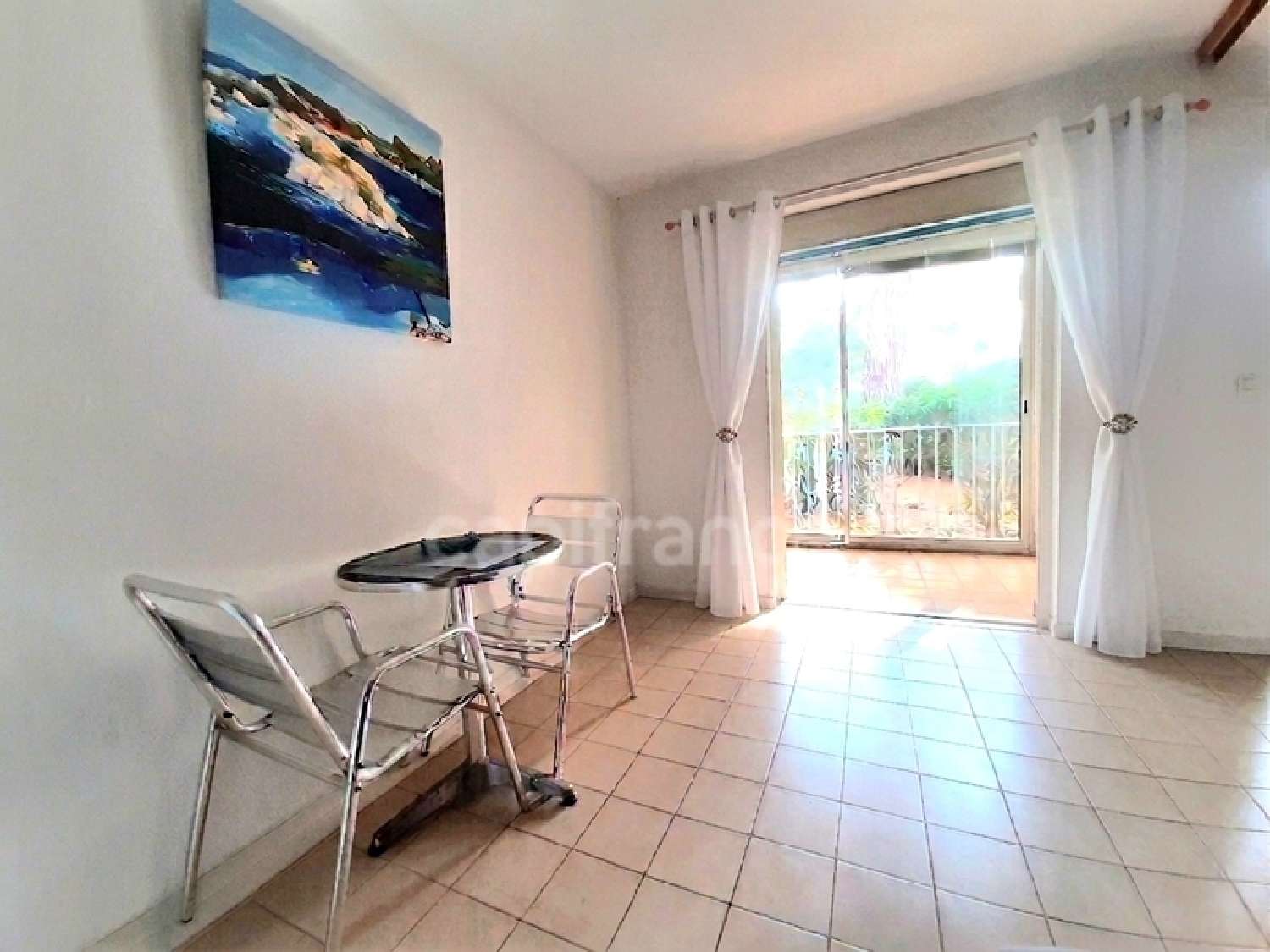 à vendre appartement Le Brusc Var 2