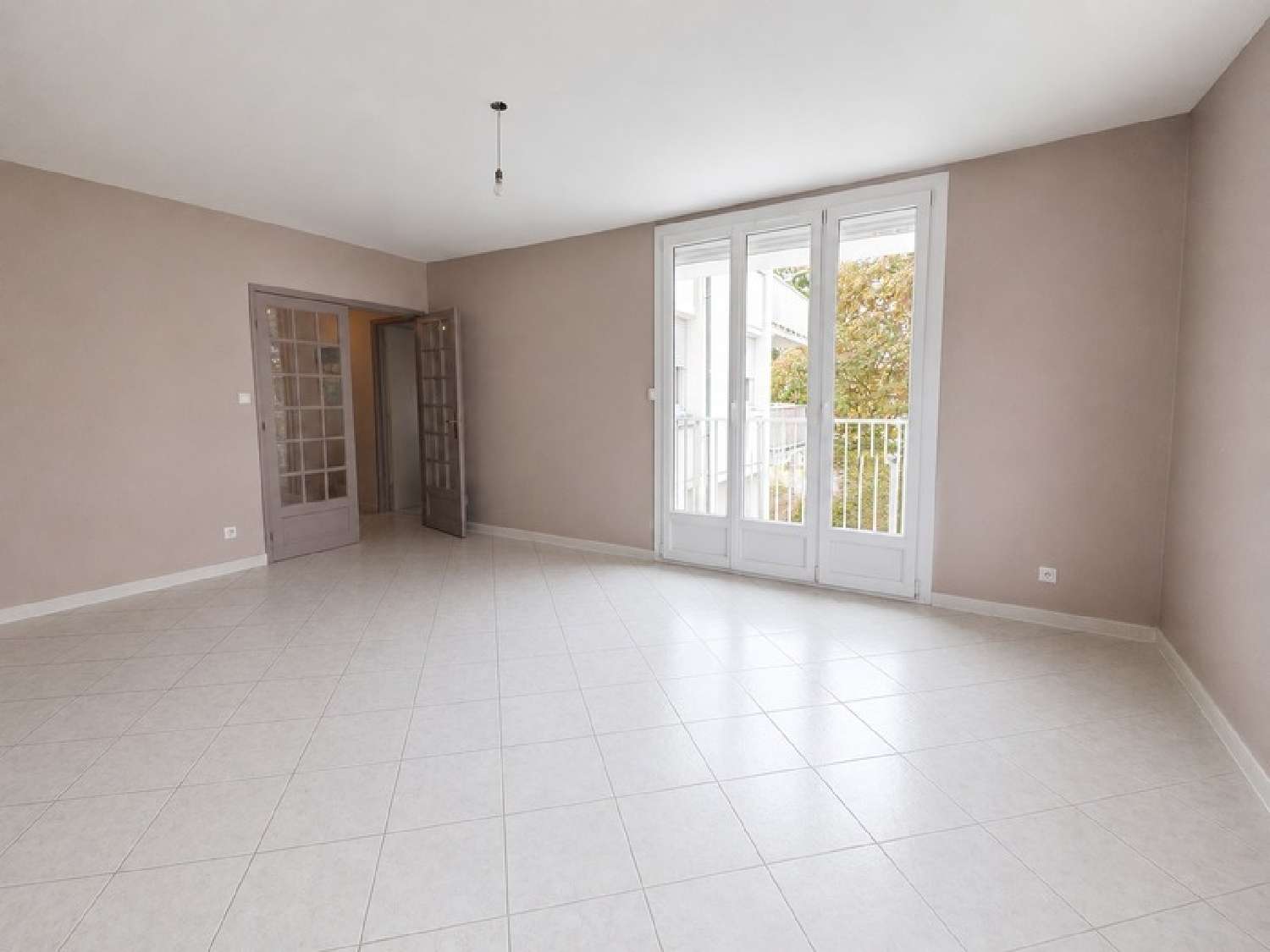 à vendre appartement Saint-Cyr-sur-Loire Indre-et-Loire 2