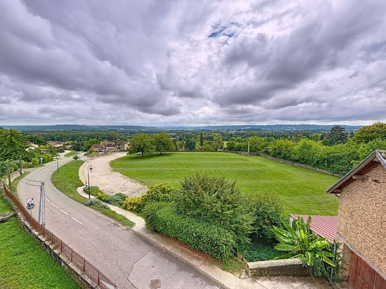  for sale apartment Saint-Marcel-Bel-Accueil Isère 1