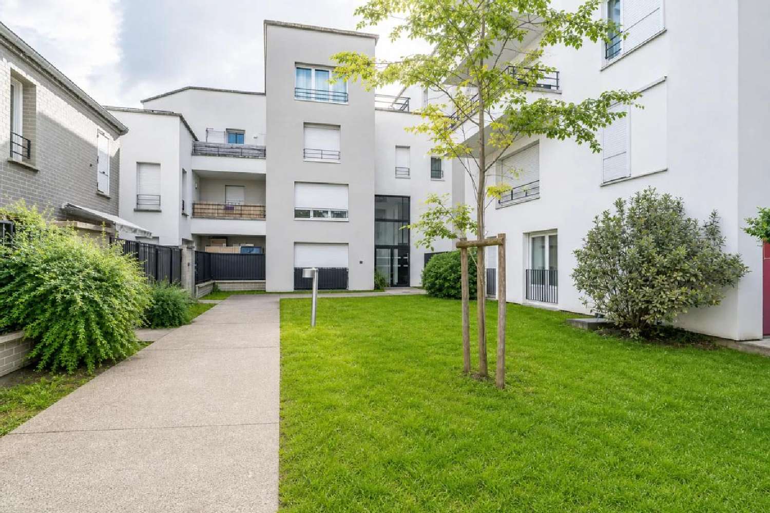 à vendre appartement Stains Seine-Saint-Denis 1