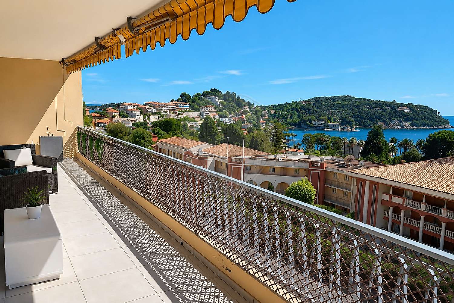 à vendre appartement Villefranche-sur-Mer Alpes-Maritimes 4