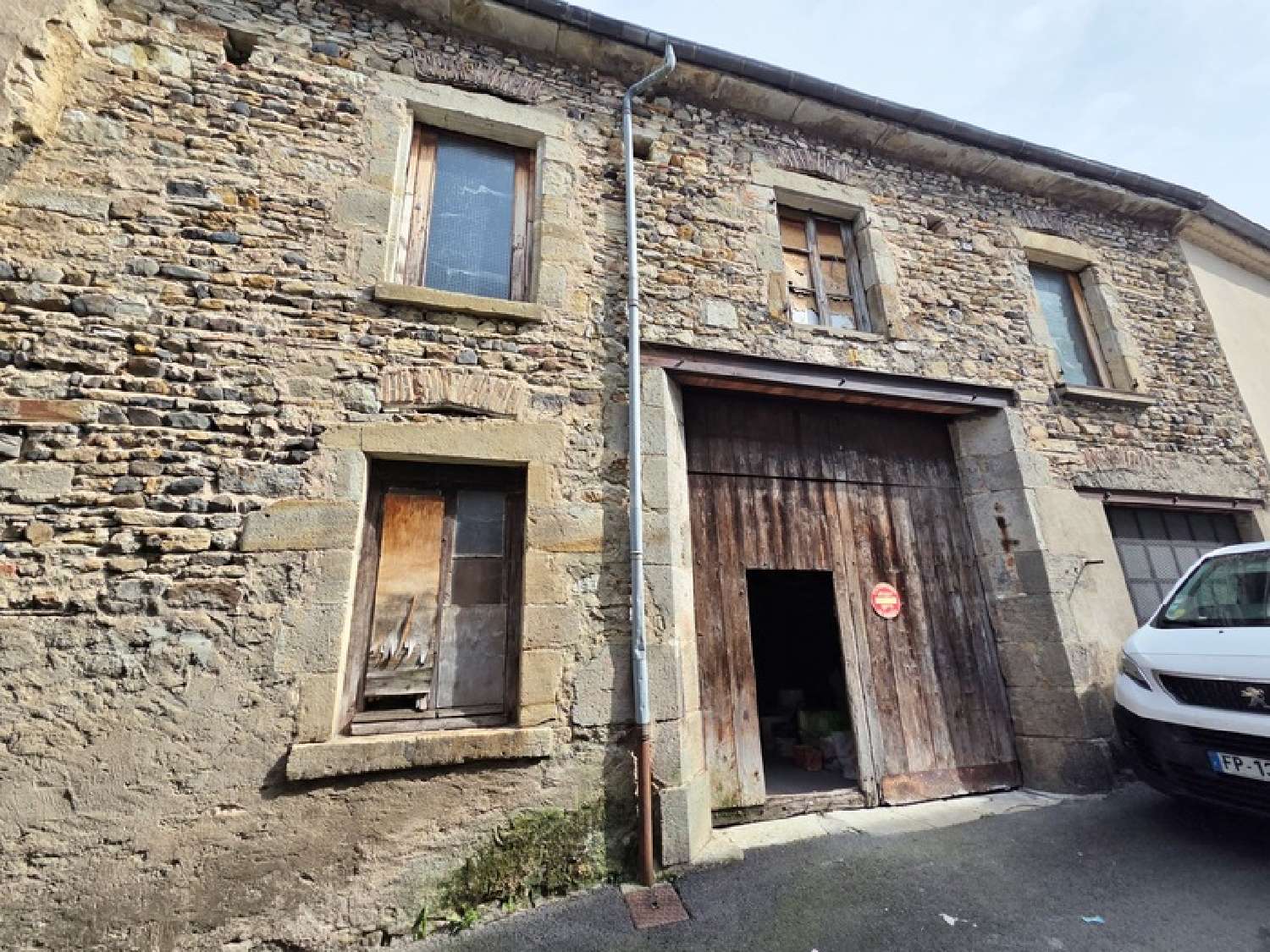 for sale barn Billom Puy-de-Dôme 1