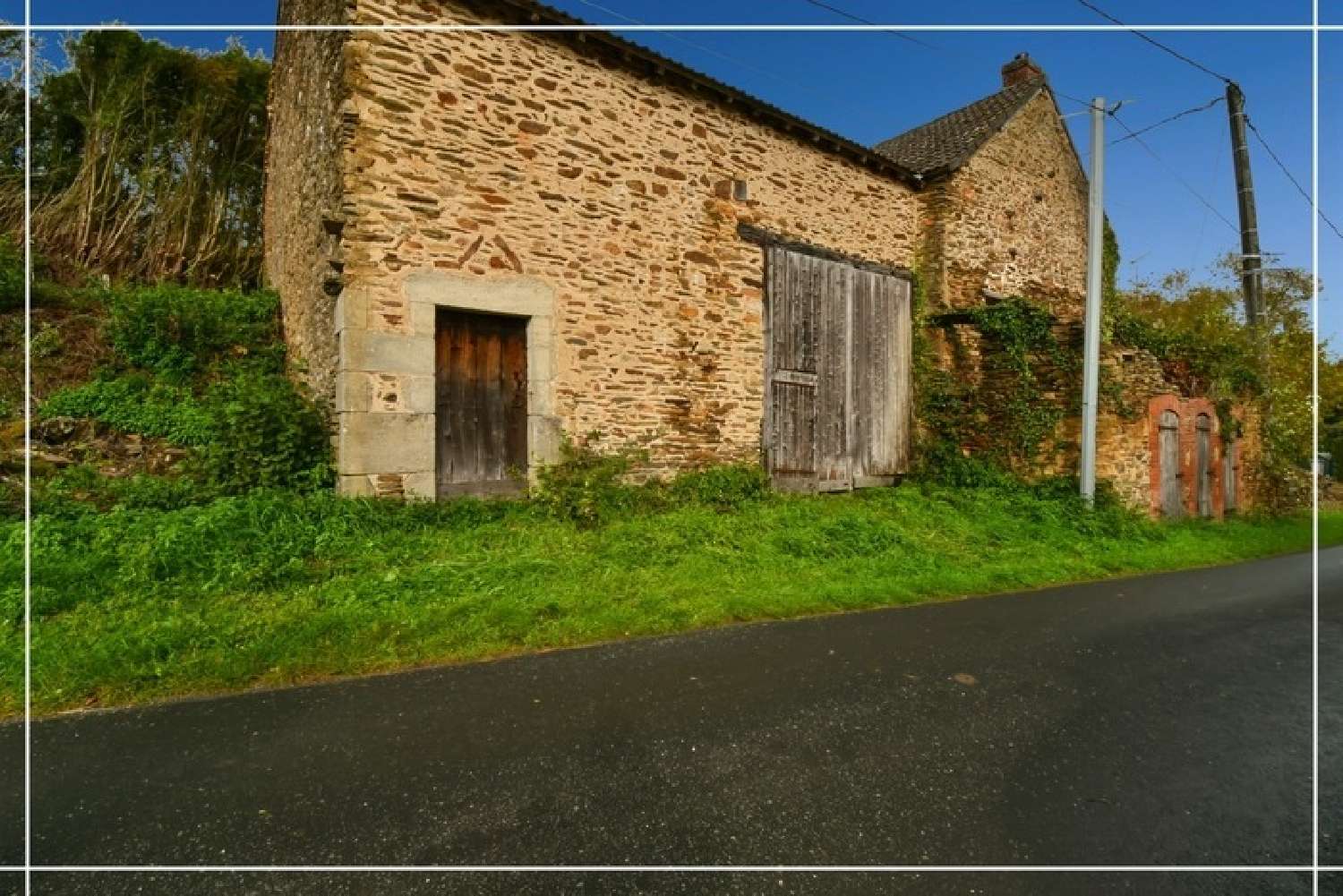  for sale barn Lignerolles Indre 5