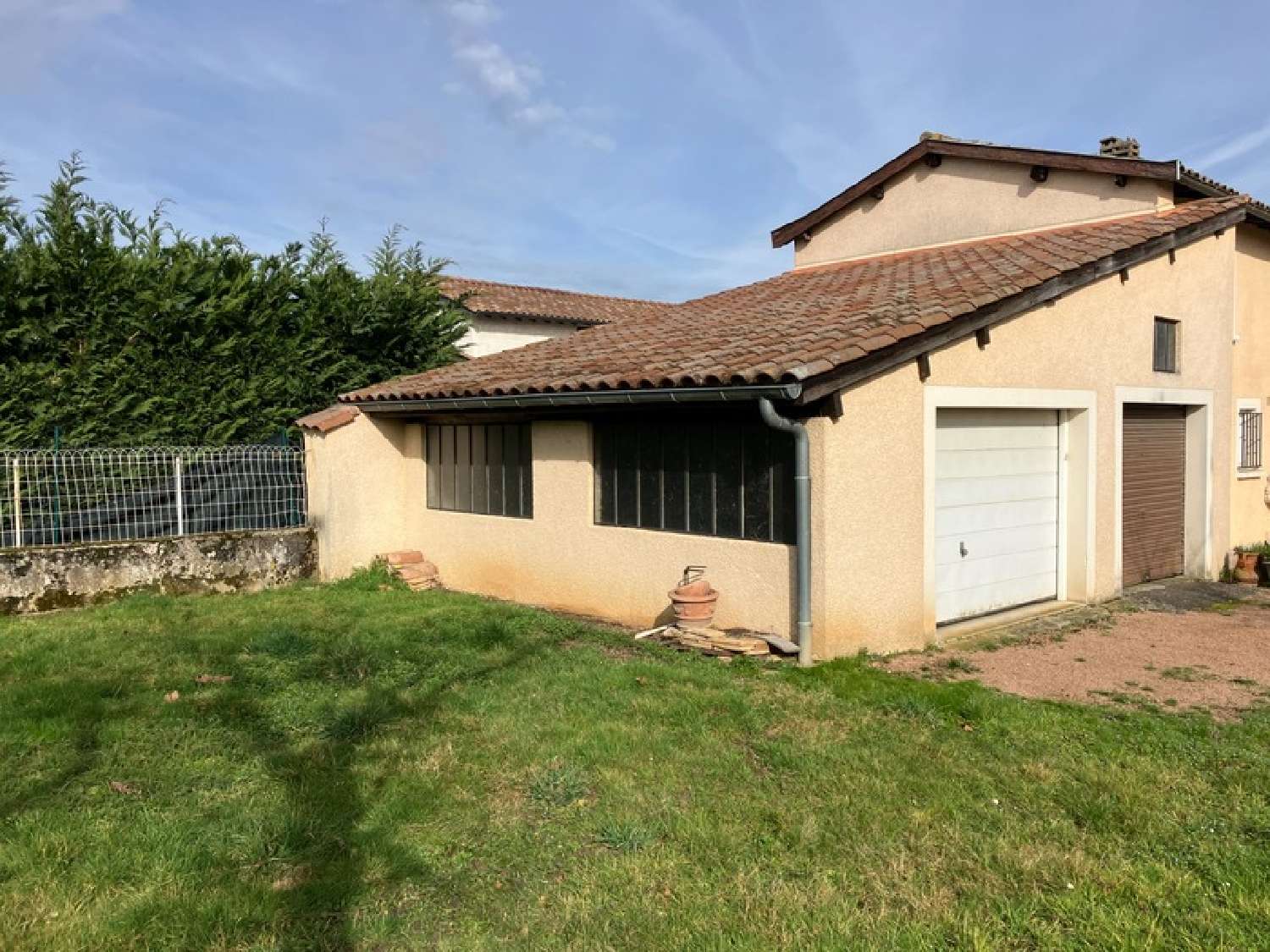for sale barn Taponas Rhône 2