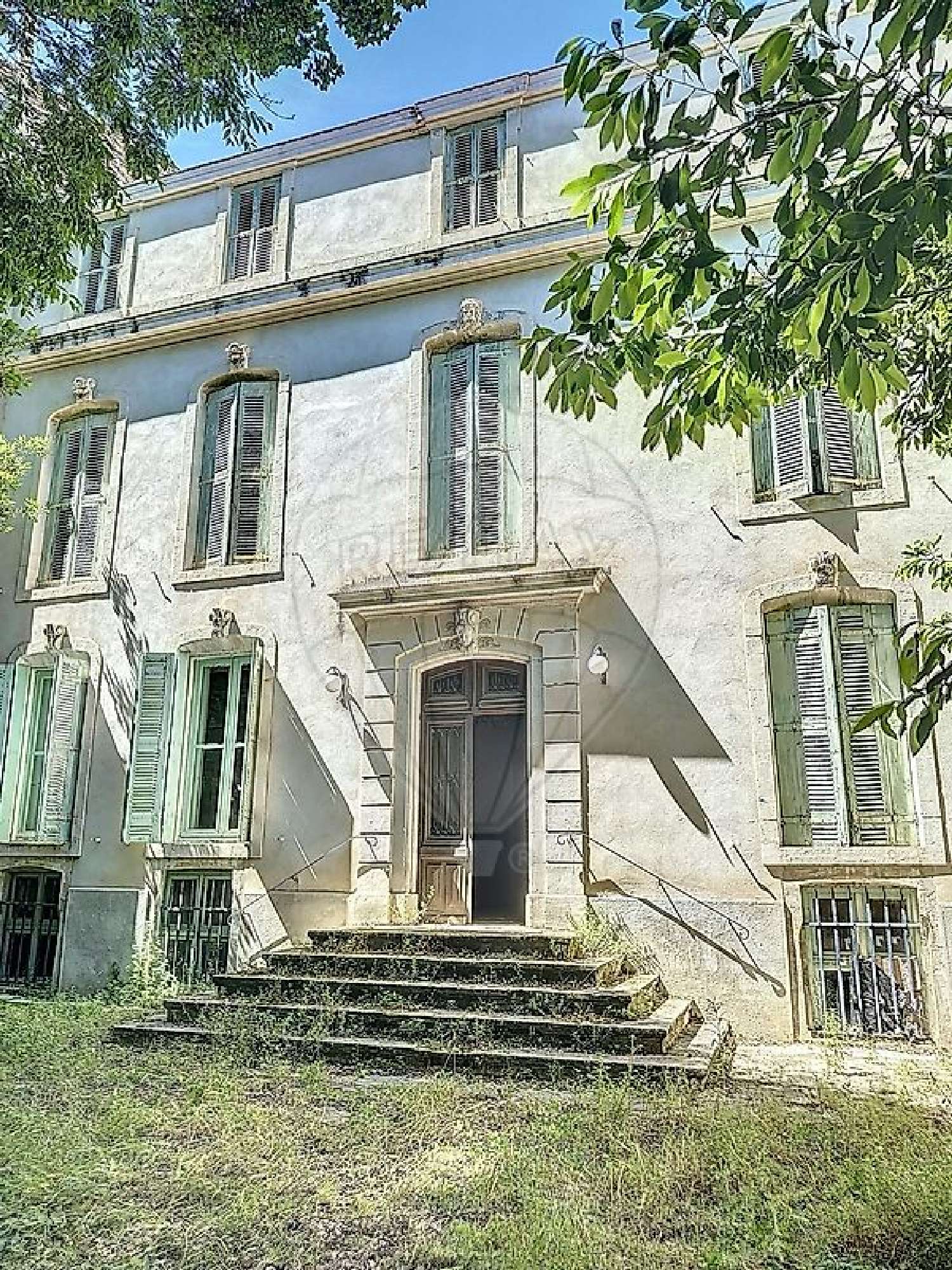 à vendre batiment Saint-Césaire Gard 7
