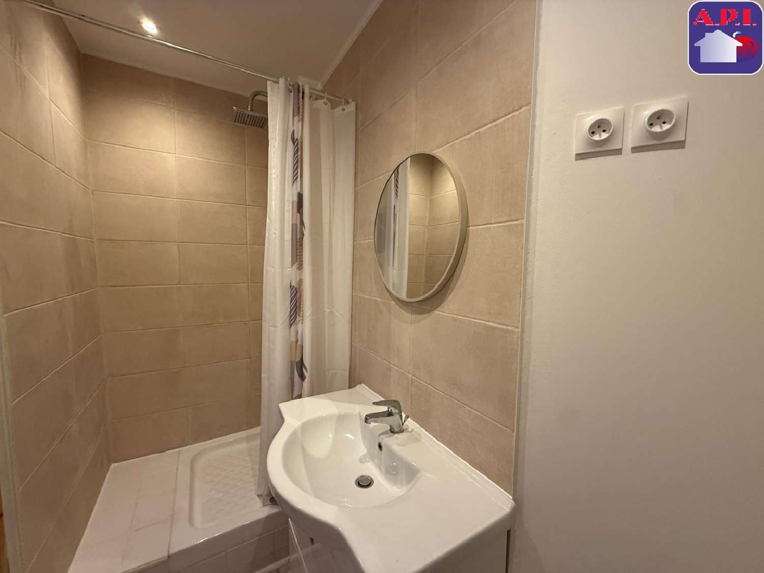 à vendre batiment Saint-Girons Ariège 2