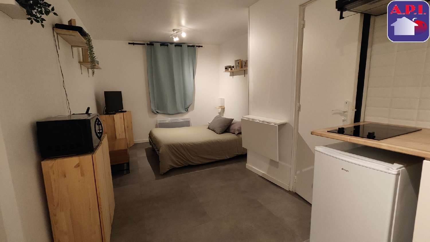 à vendre batiment Tarascon-sur-Ariège Ariège 2