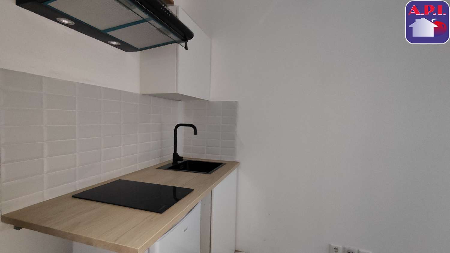 à vendre batiment Tarascon-sur-Ariège Ariège 5