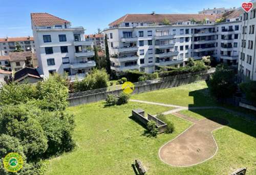 Villeurbanne Rhône edificio foto 7374780