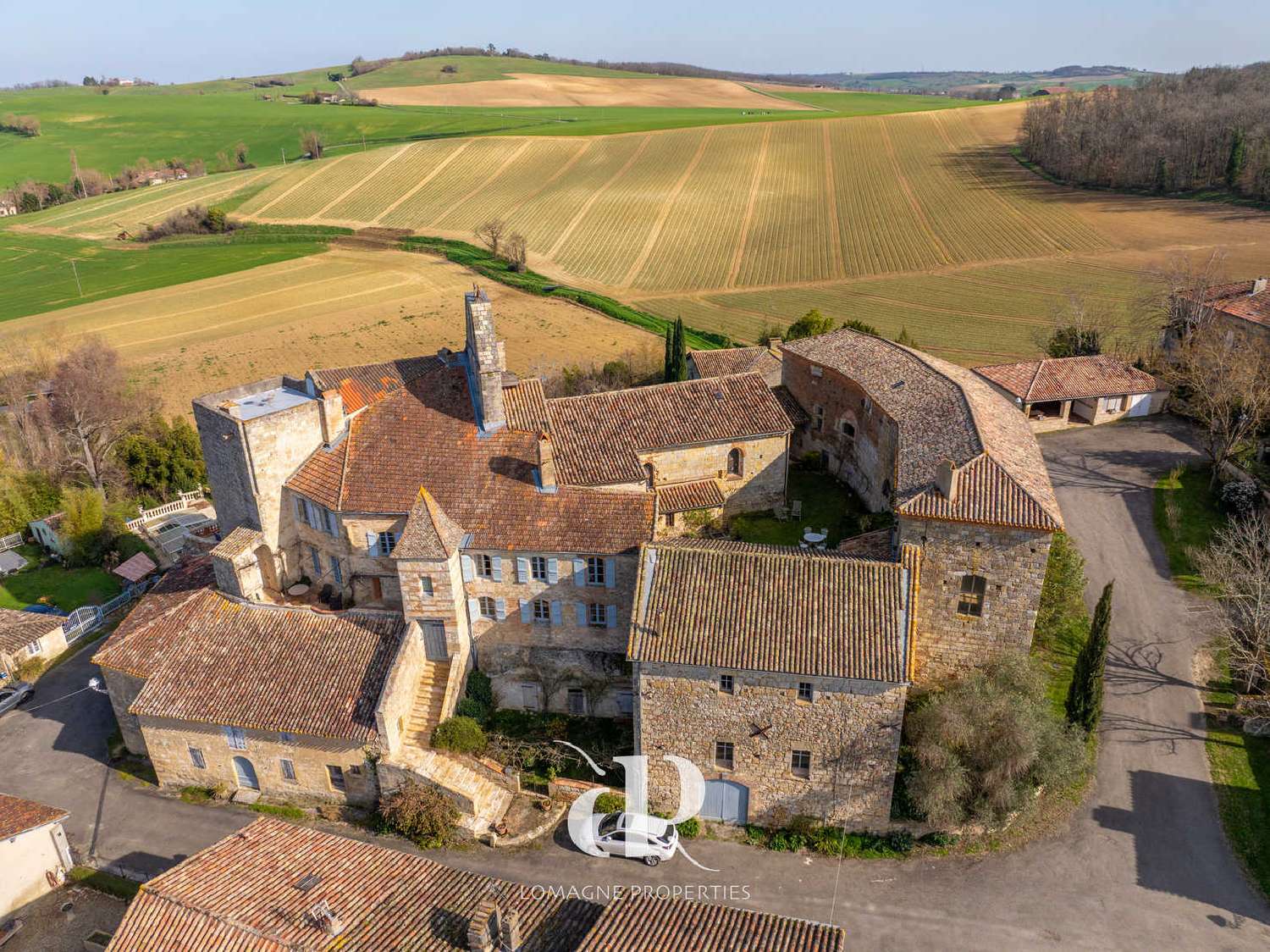  te koop kasteel Lachapelle Tarn-et-Garonne 1