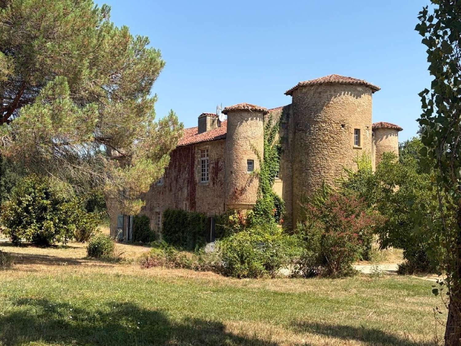  for sale castle Marciac Gers 1