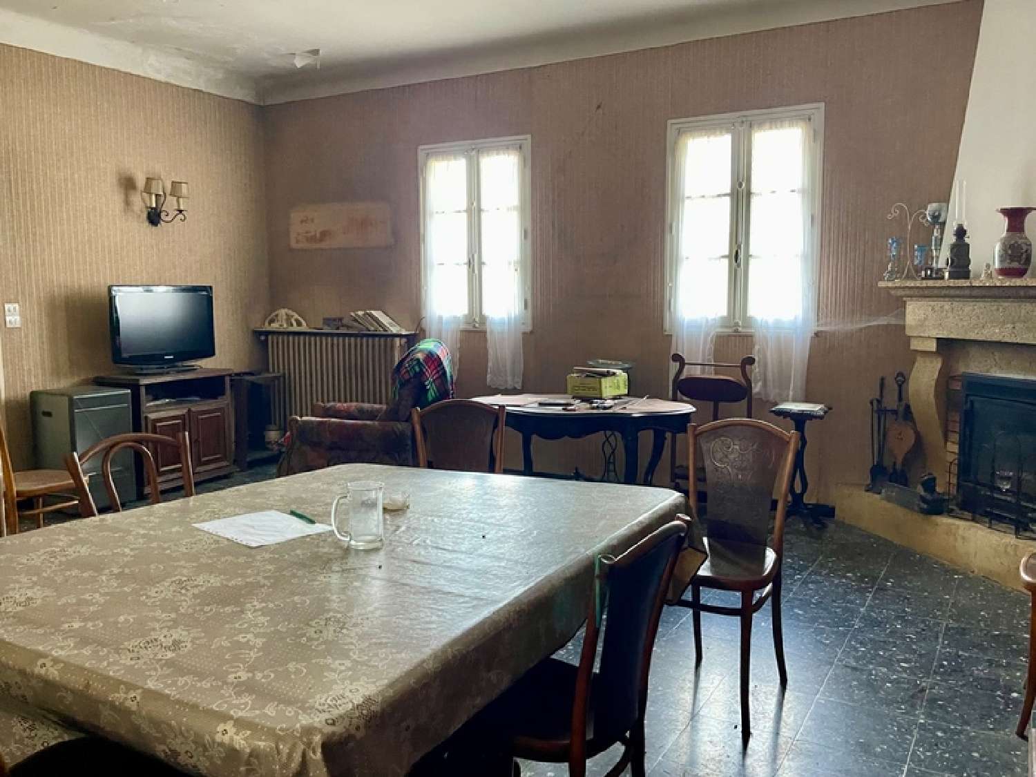 à vendre château Saignon Vaucluse 7