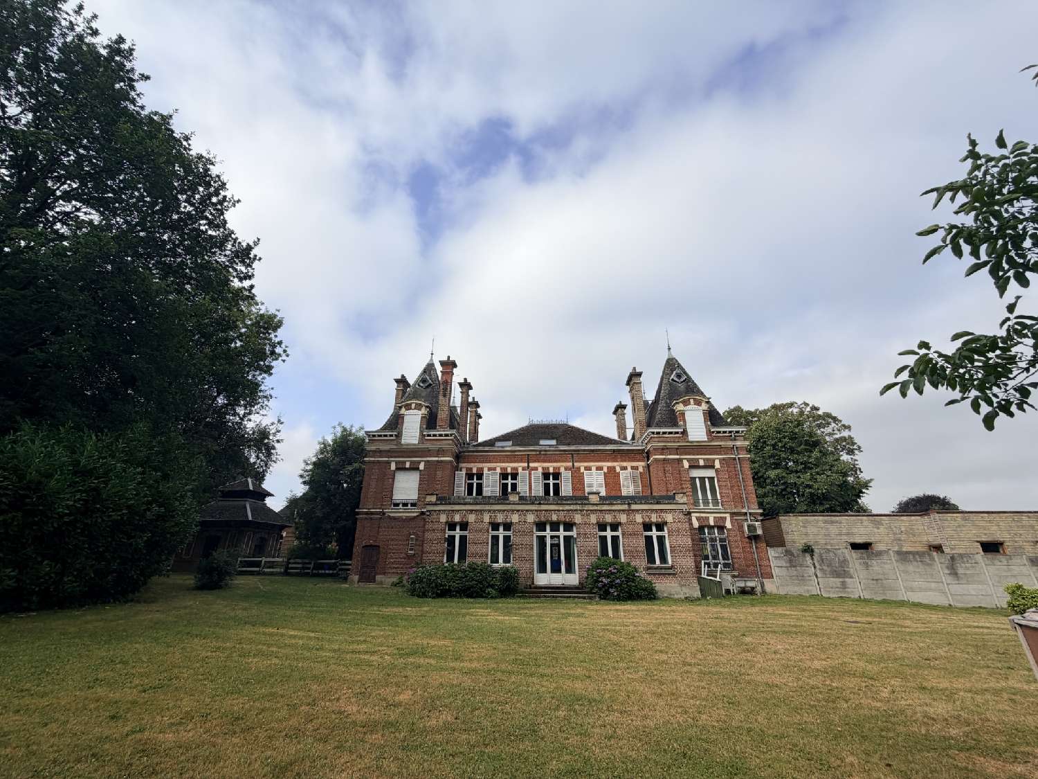 for sale castle Selvigny Nord 2