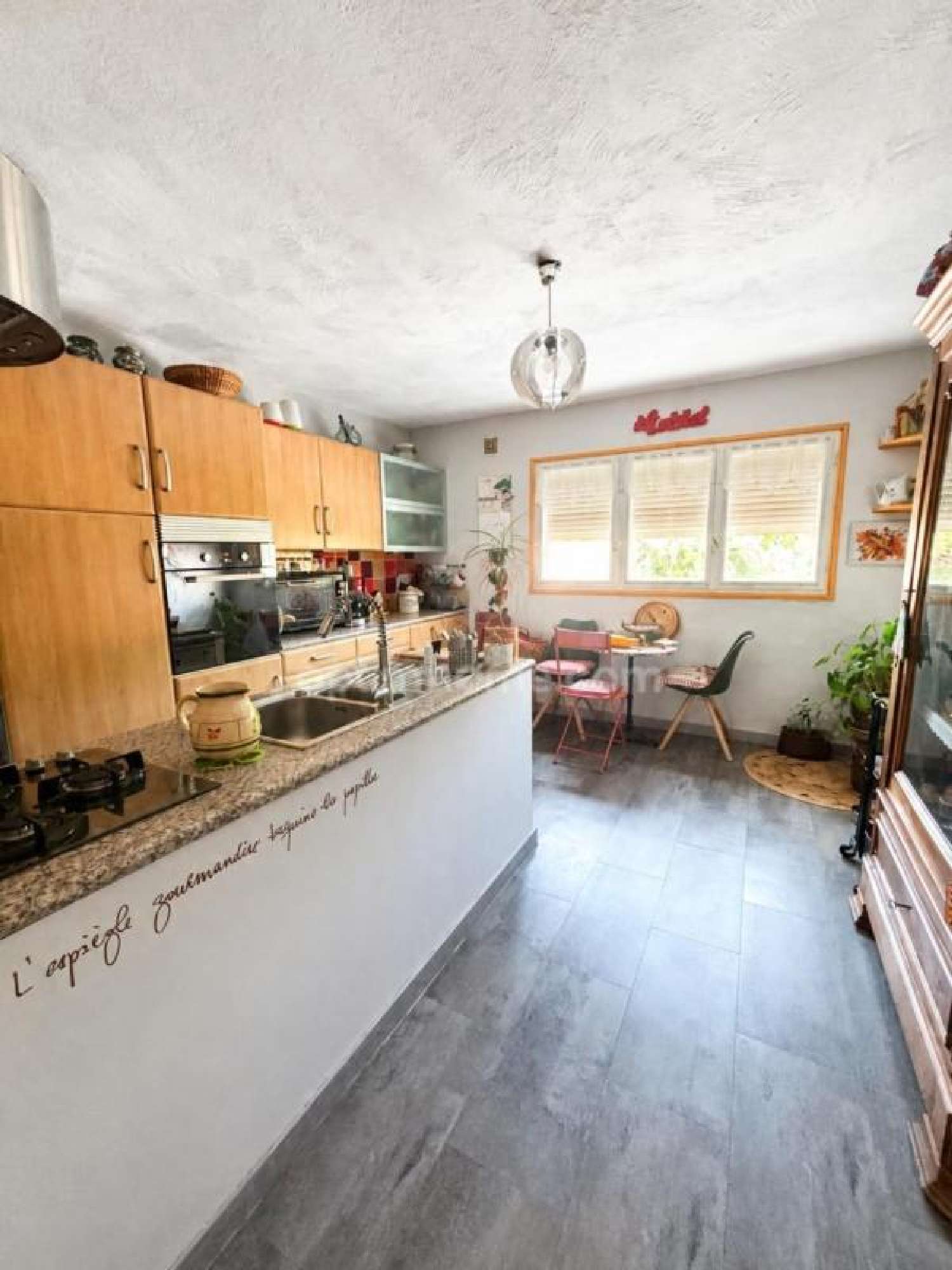 te koop stadshuis Angoulême Charente 4