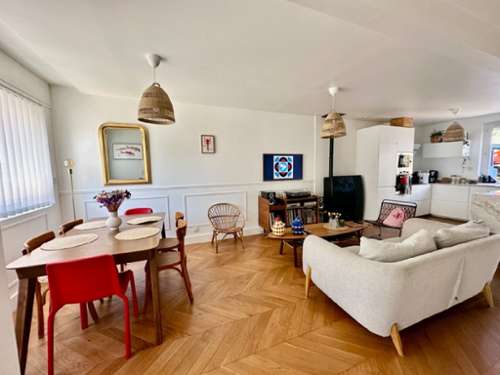 Lorient Morbihan Stadthaus Bild 7370879