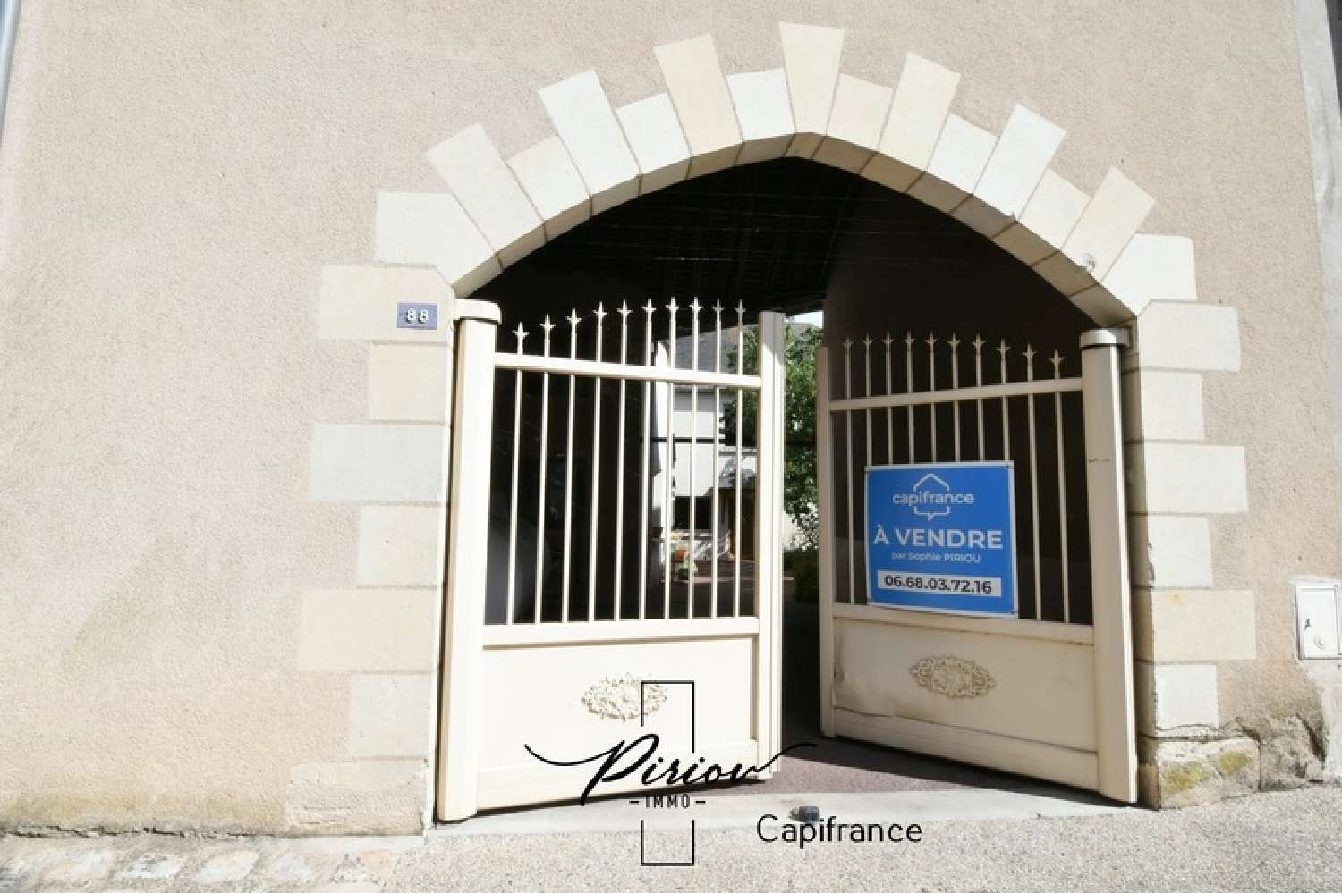 for sale city house Montreuil-Bellay Maine-et-Loire 3