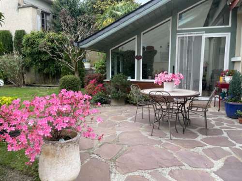 Tarbes Hautes-Pyrénées city house foto 7380757