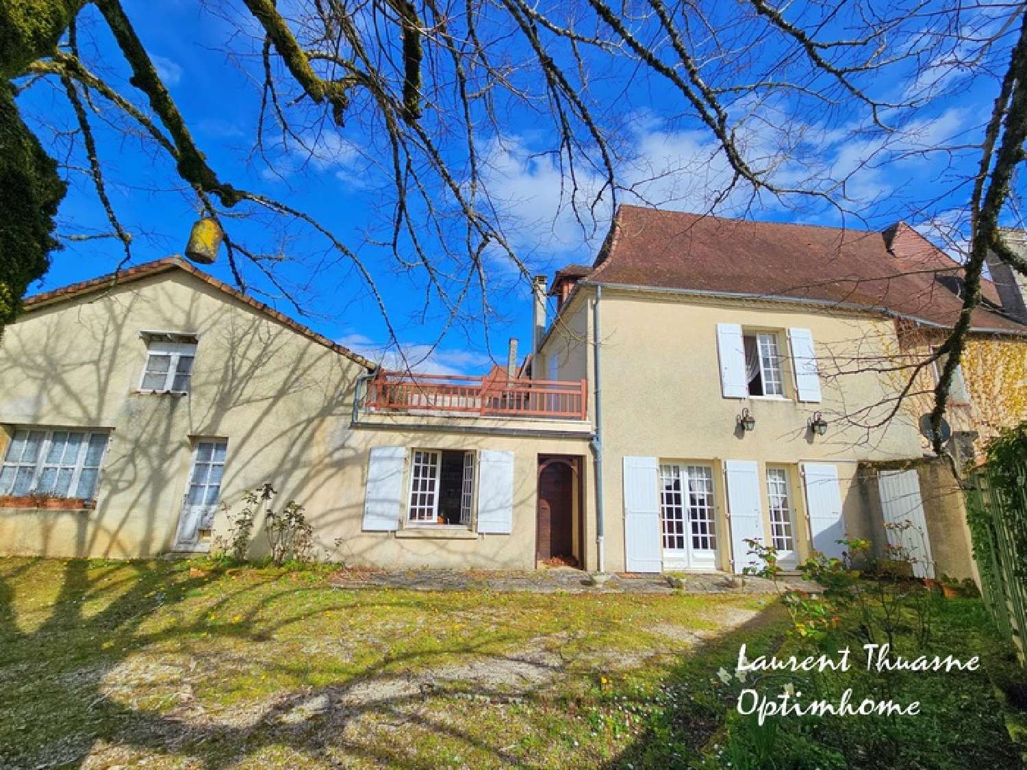 for sale city house Thenon Dordogne 1